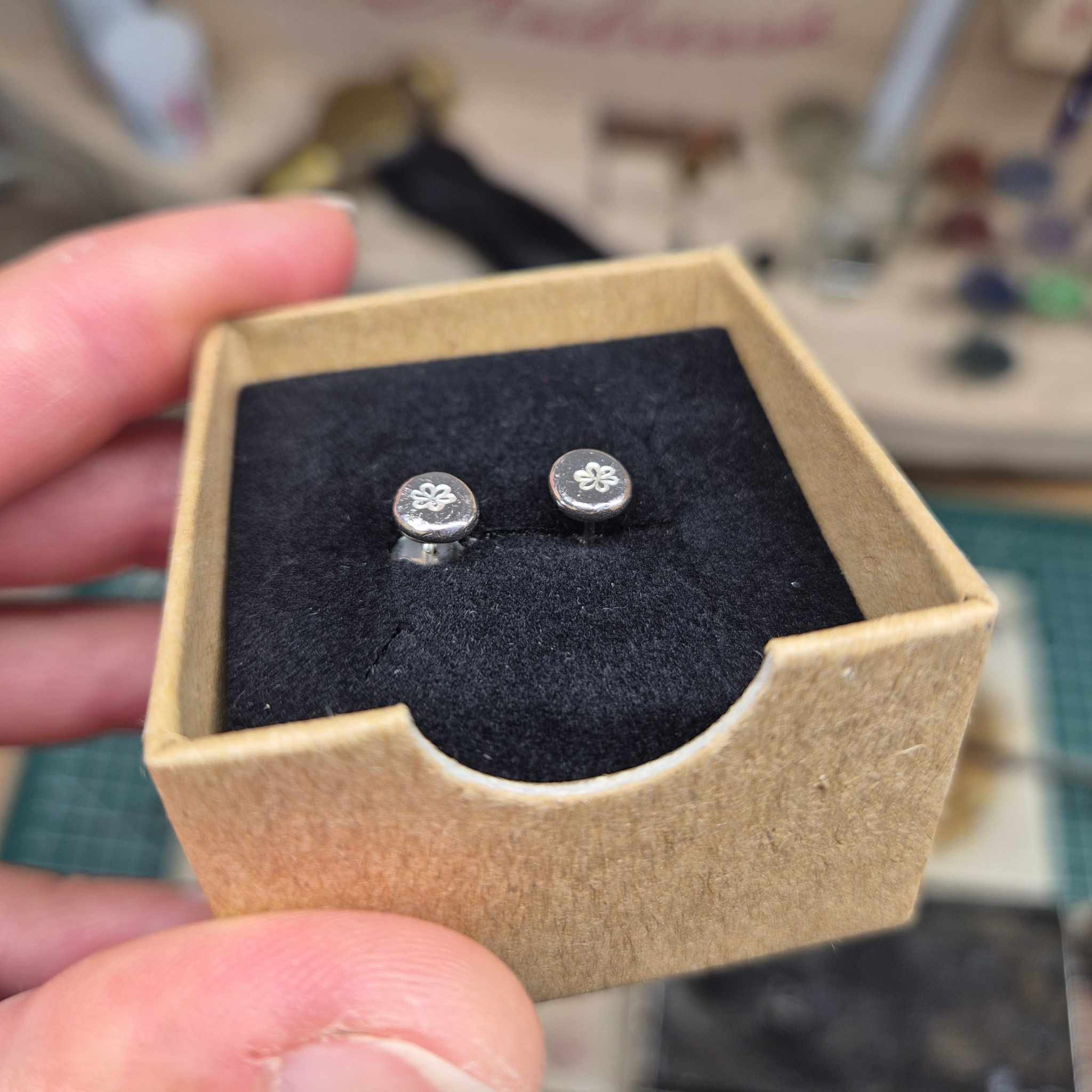 Kleine Ohrstecker 925 Silber | Handgeschmiedet | Pur, Herz oder Blume