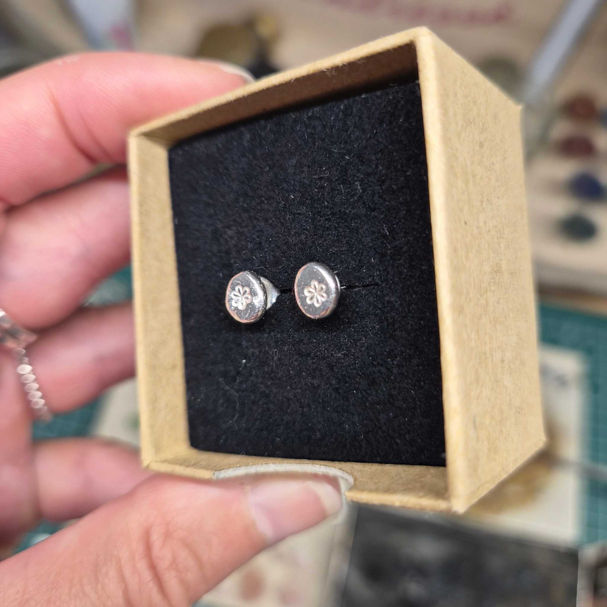 Kleine Ohrstecker 925 Silber | Handgeschmiedet | Pur, Herz oder Blume