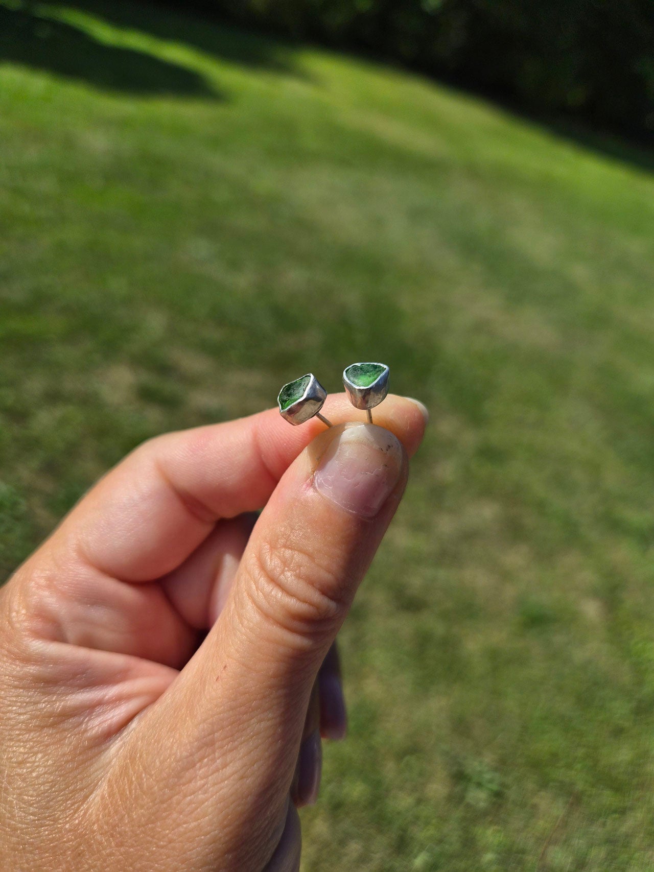 Ostseeträume - Handgefertigte Silberohrringe mit echtem Seeglas von Rügen