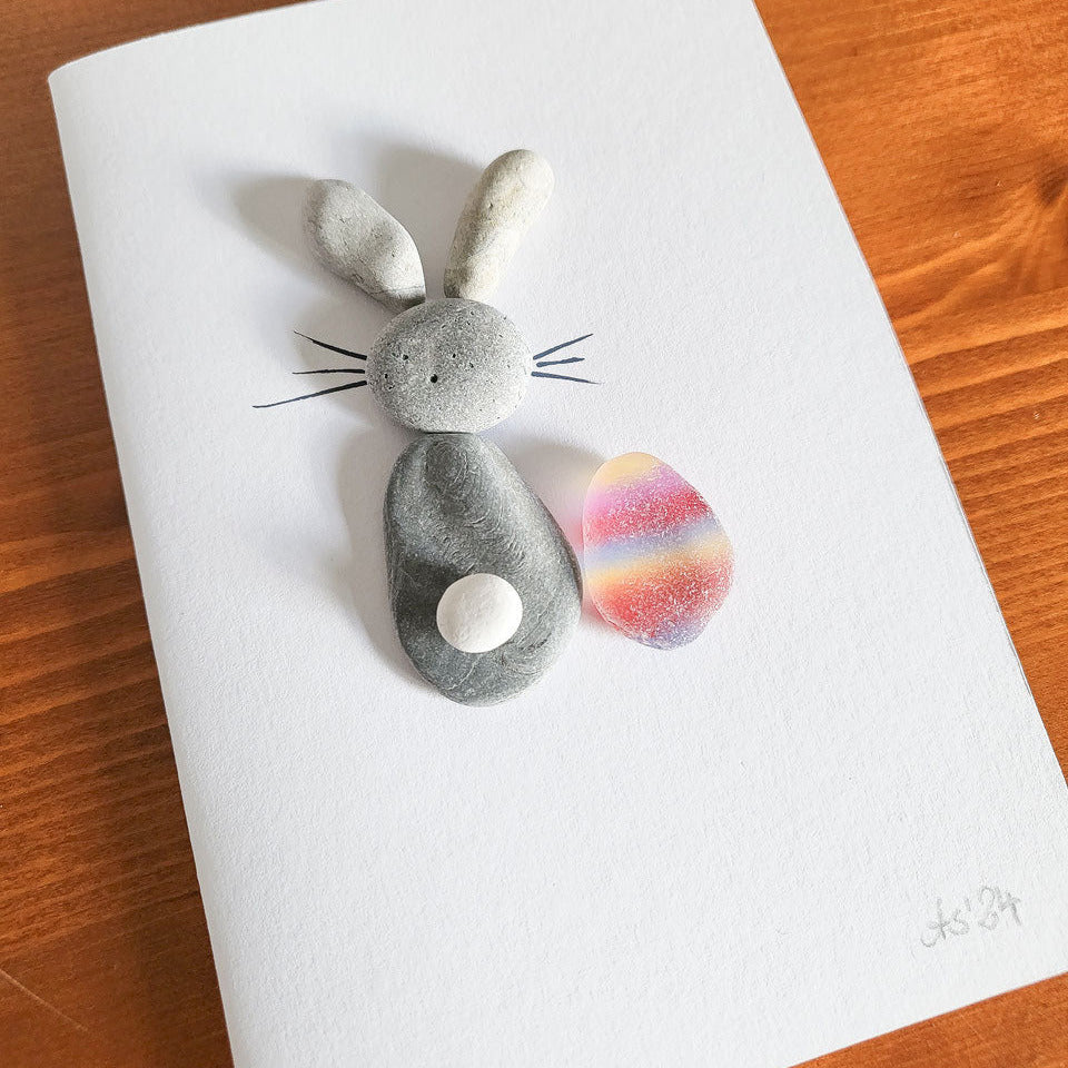 Handgemalte Osterkarte mit echtem Seeglas und Steinen von der Ostsee