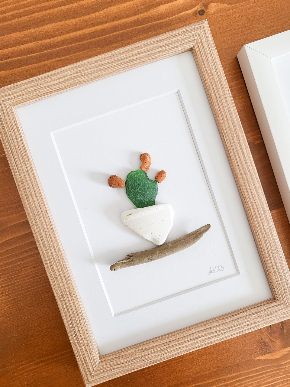Seeglasbild Kaktus - mit Treibholz, Seekeramik und echtem Seeglas aus der Ostsee