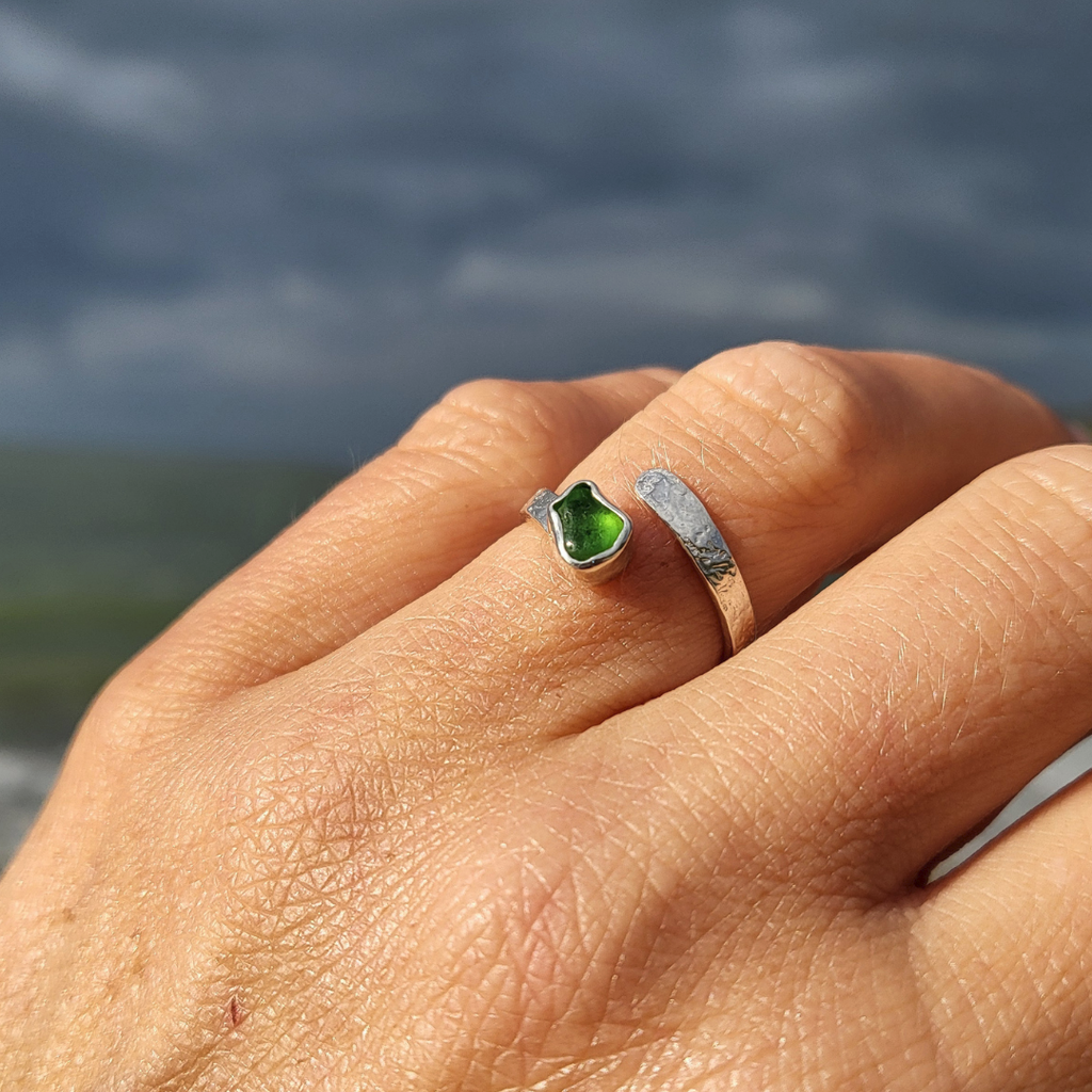 Seeglas Ring Schlange · offen · grünes Seeglas, 6 weitere Farben