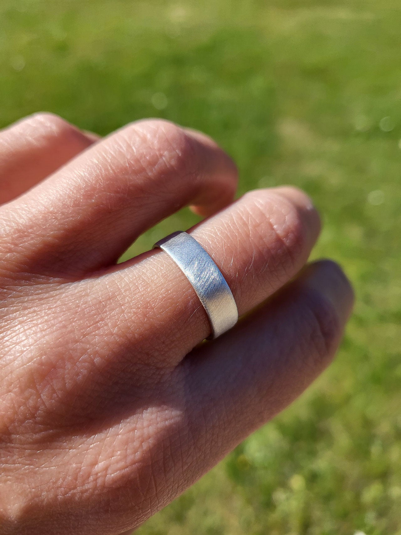 Bandring - Dein nachhaltiger Begleiter aus recyceltem Silber