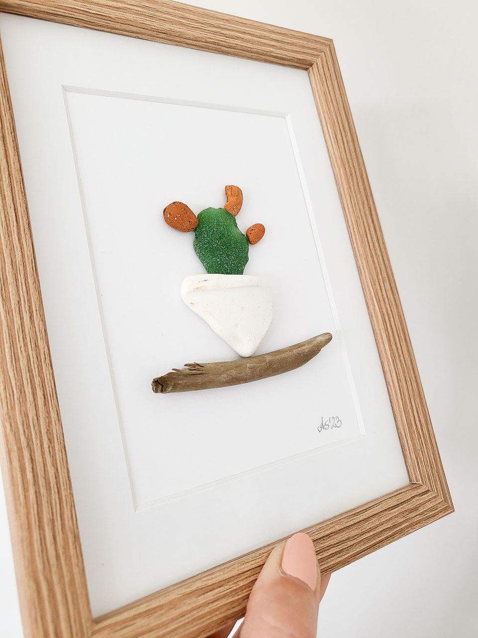 Seeglasbild Kaktus - mit Treibholz, Seekeramik und echtem Seeglas aus der Ostsee