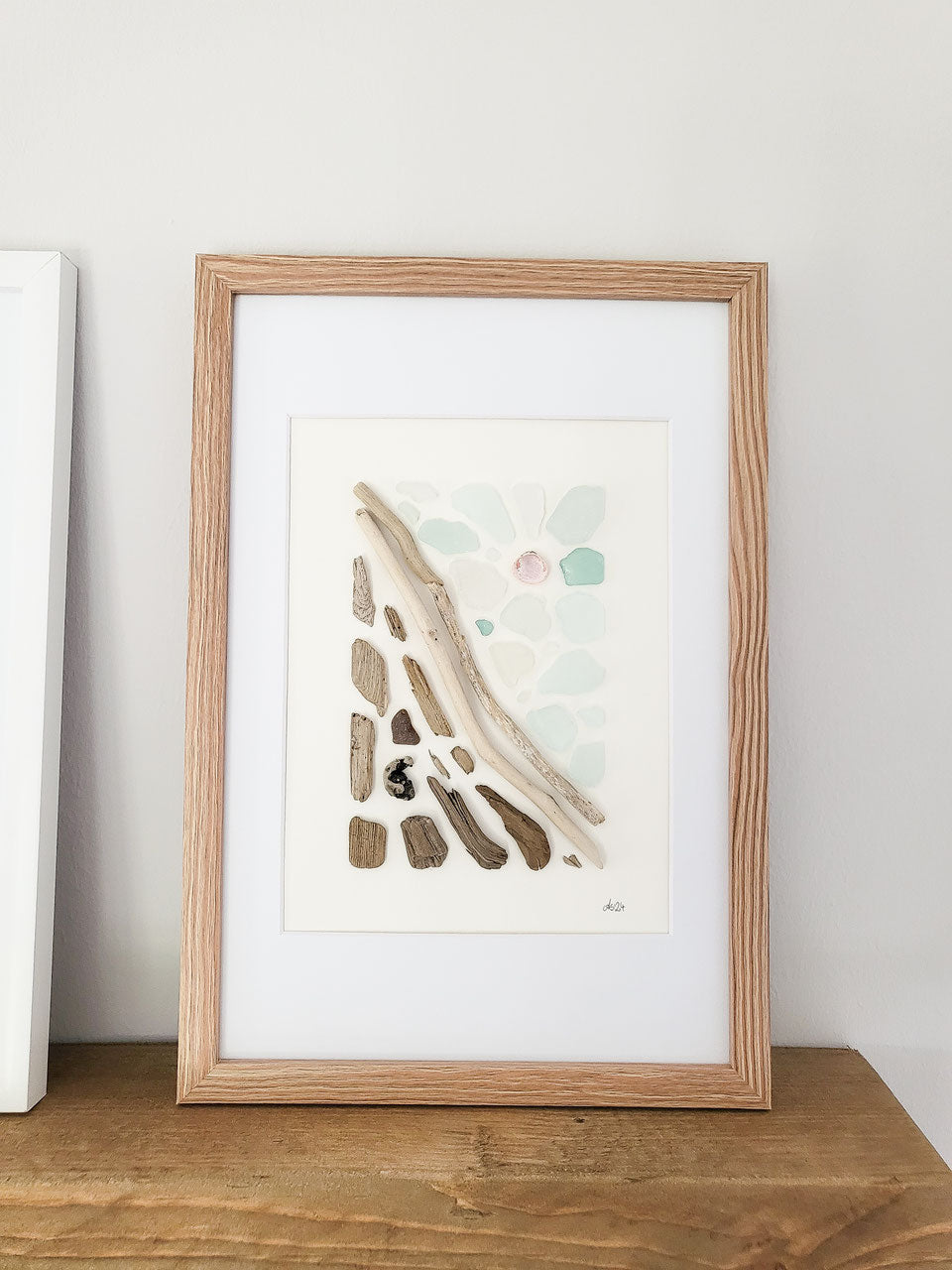 handgefertigte Meerglas Collage Spring - mit echtem Seeglas, Treibholz und Muscheln aus der Ostsee