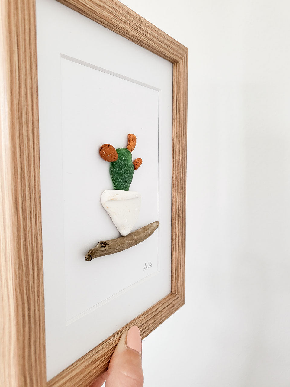 Seeglasbild Kaktus - mit Treibholz, Seekeramik und echtem Seeglas aus der Ostsee