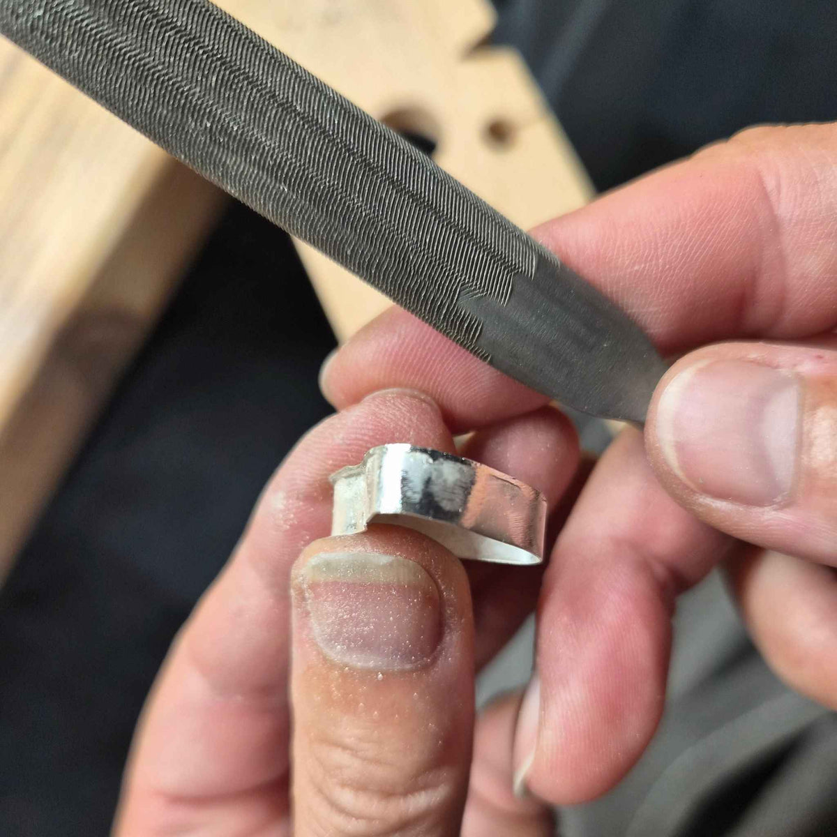 Kügelchenring Seeglas · Handgeschmiedet 935 Silber · von Rügen