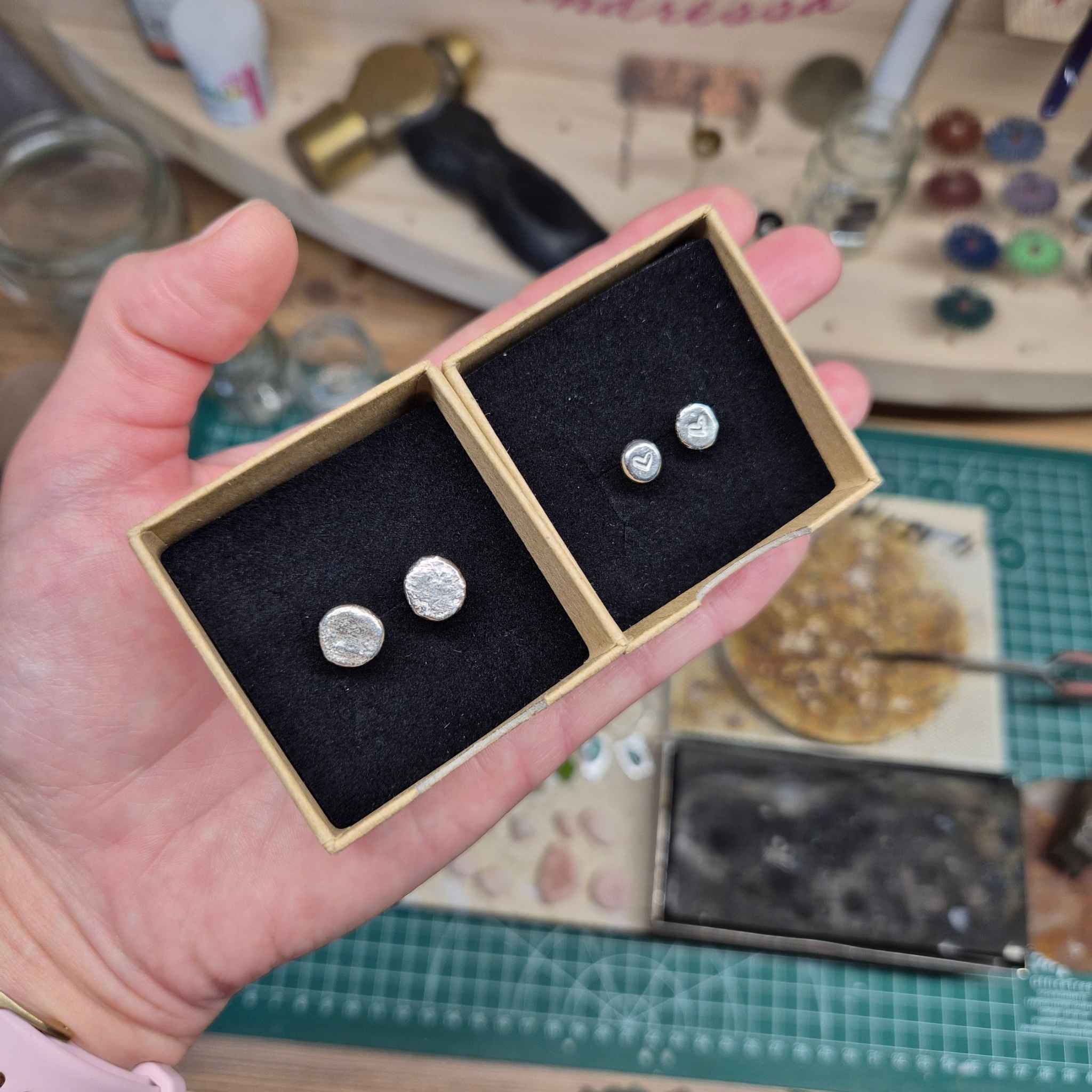 Kleine Ohrstecker 925 Silber | Handgeschmiedet | Pur, Herz oder Blume