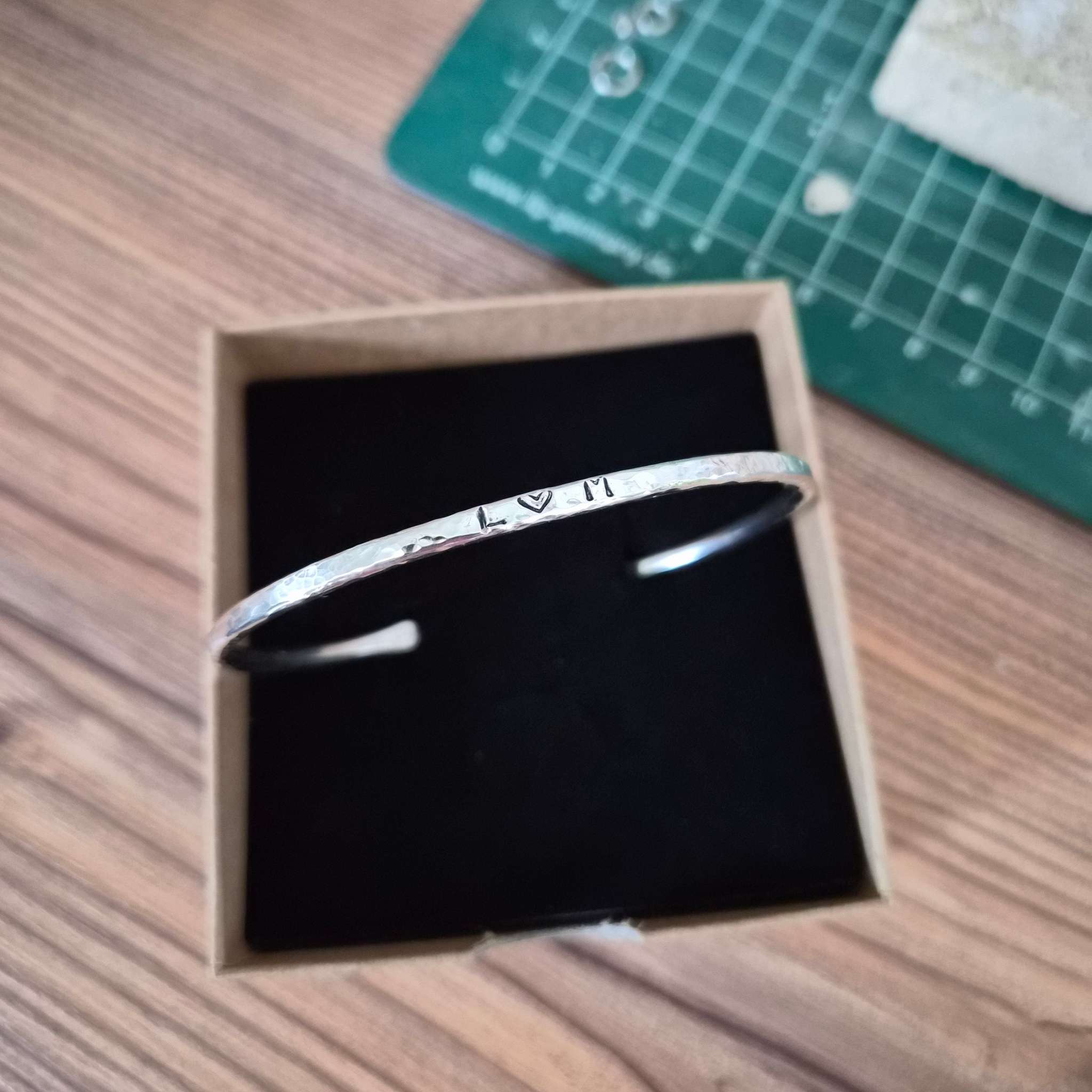 Silberarmreif handgeschmiedet | 935er Recycling Silber | pur oder personalisiert
