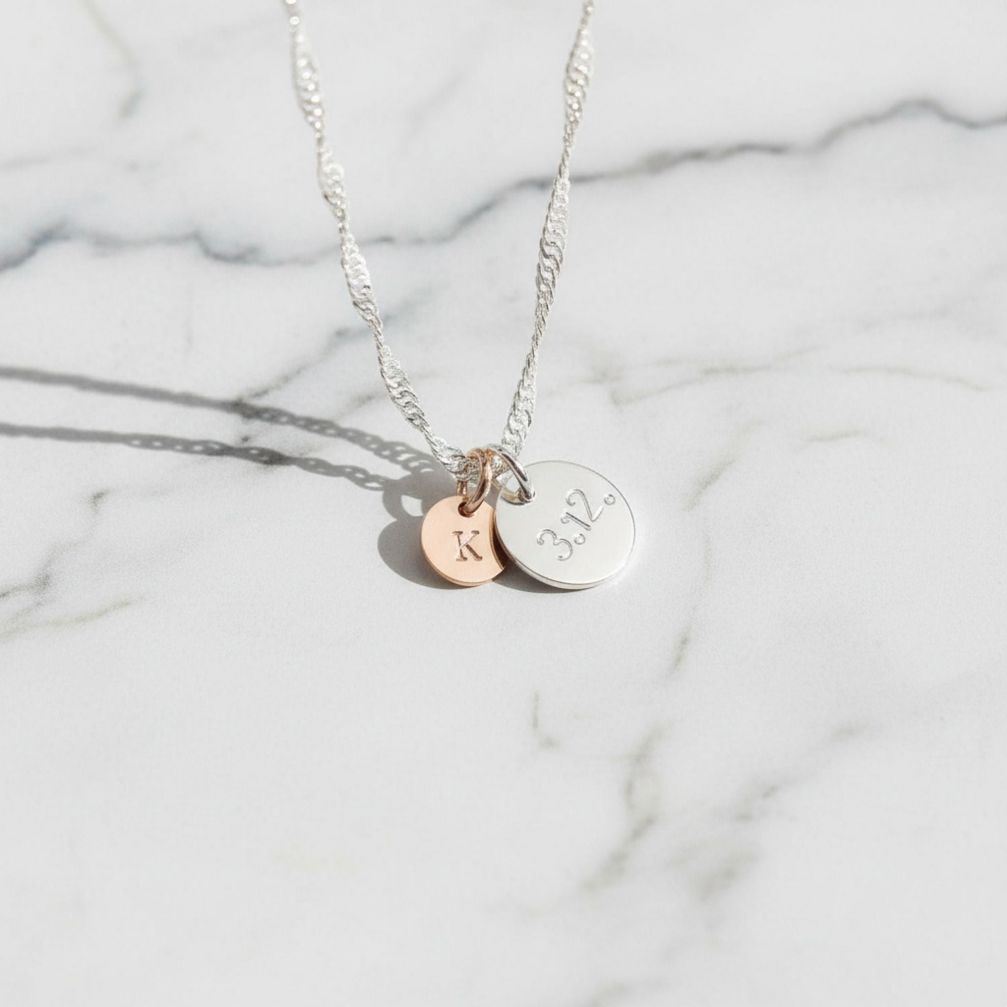Sternzeichenkette personalisiert 925 Silber Datum Sternzeichen handgefertigt andressa schmuck ruegen