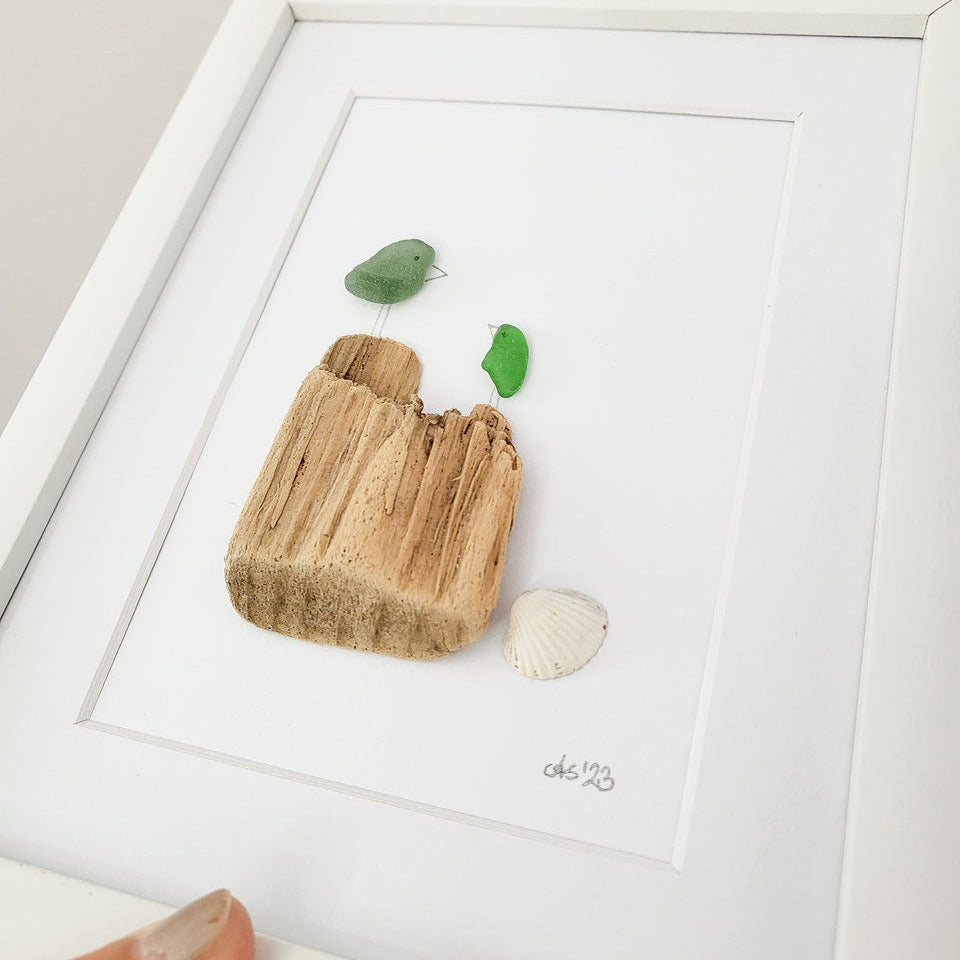 Seeglasbild Beachlife Big 1 Vögelchen - mit Treibholz, Muscheln und echtem Seeglas aus der Ostsee