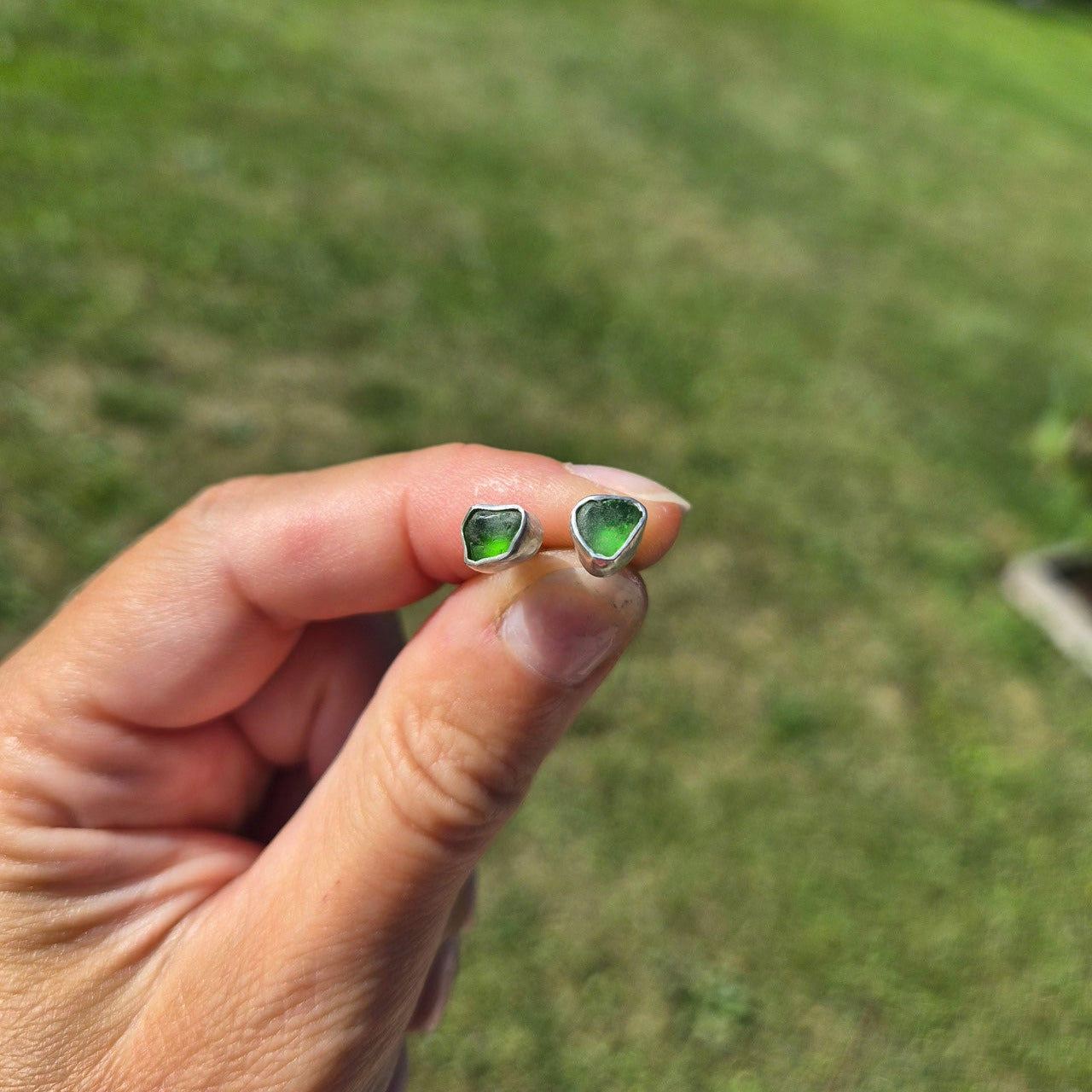 Ostseeträume - Handgefertigte Silberohrringe mit echtem Seeglas von Rügen