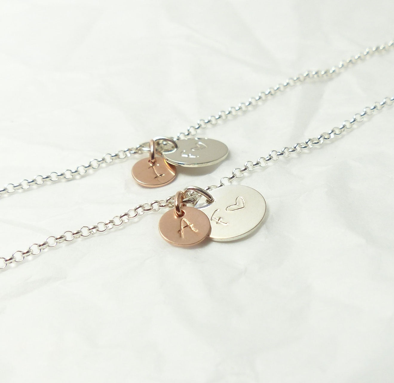 2 runde Initialen 925 Silberarmband