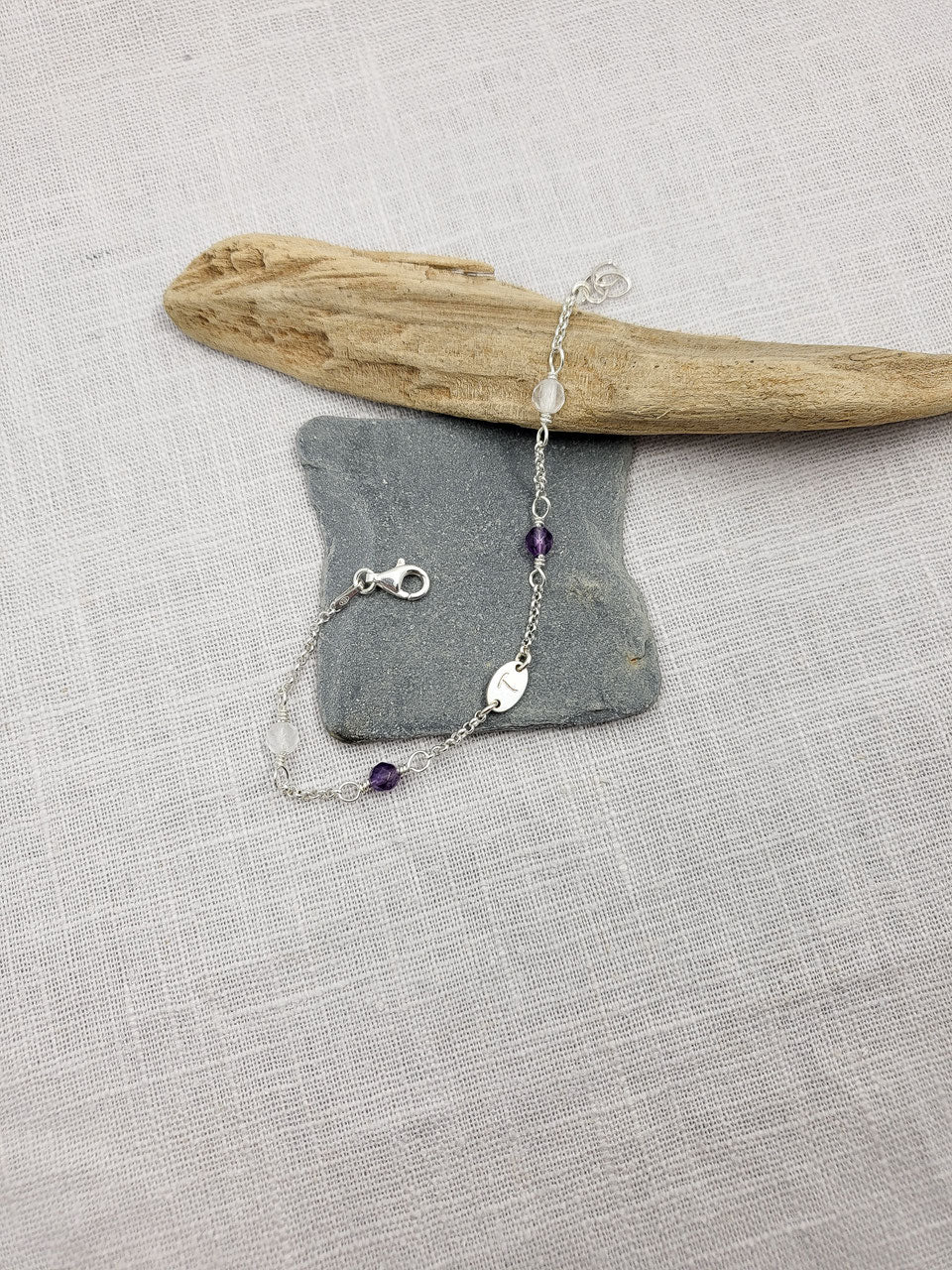 Namensarmband Perlen und ovale Plättchen 925 Silberarmband - Initialplättchen