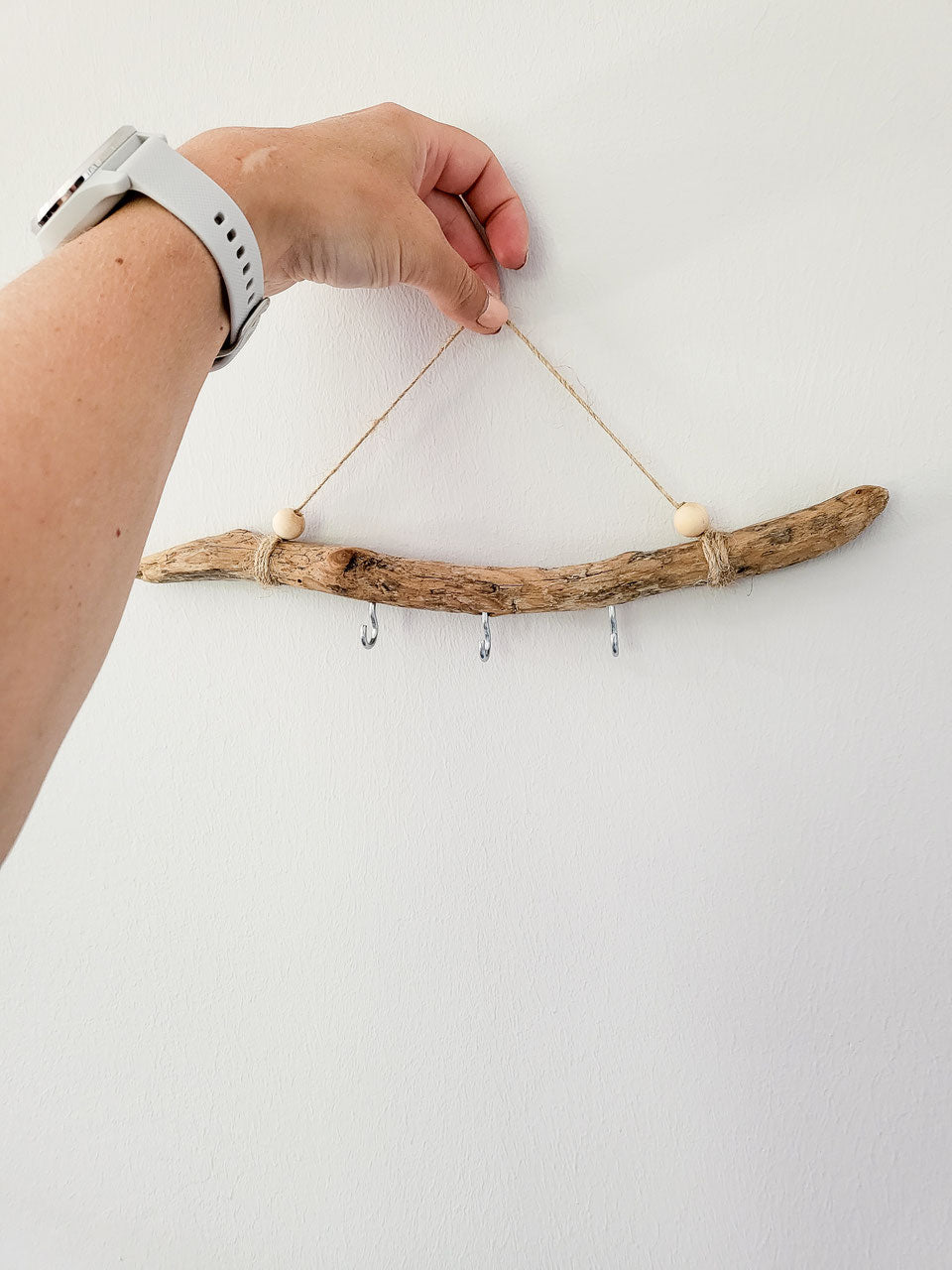 Handgefertigtes Schlüsselboard aus Treibholz - Rustikales Accessoire für Zuhause