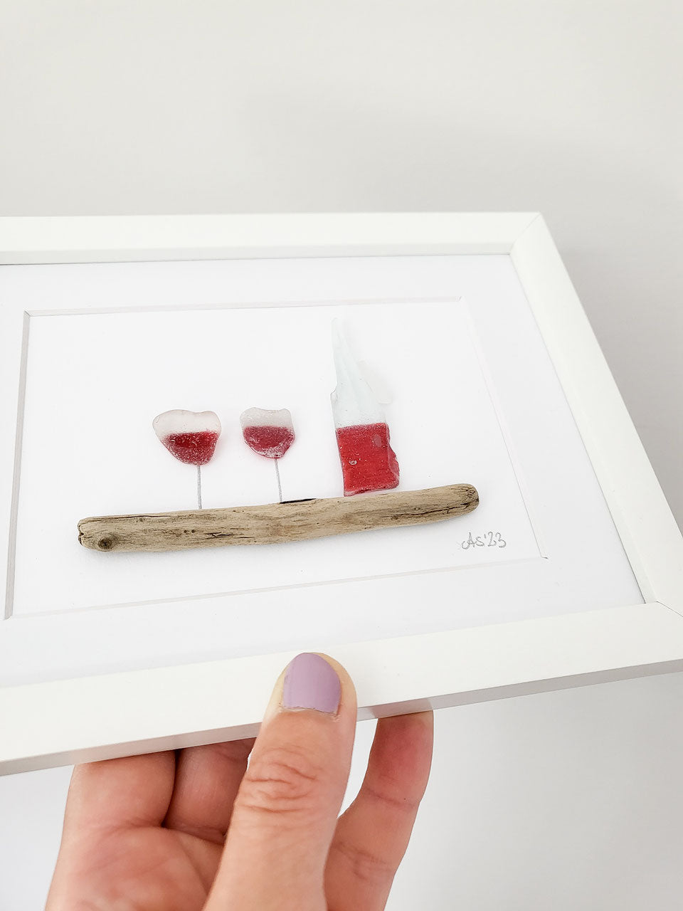 Andressâ - Handgefertiges Seeglasbild "Wine O'Clock" aus der Ostsee