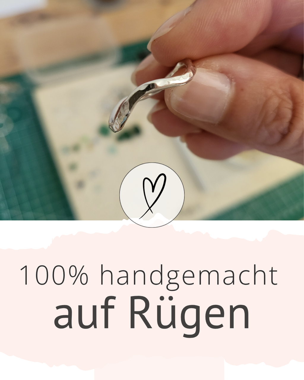 Wellenring Wavy – handgeschmiedeter Silberring mit Hammerschlagoptik