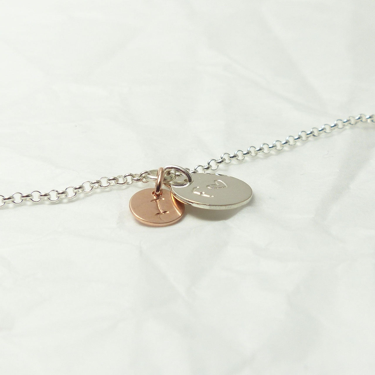 2 runde Initialen 925 Silberarmband