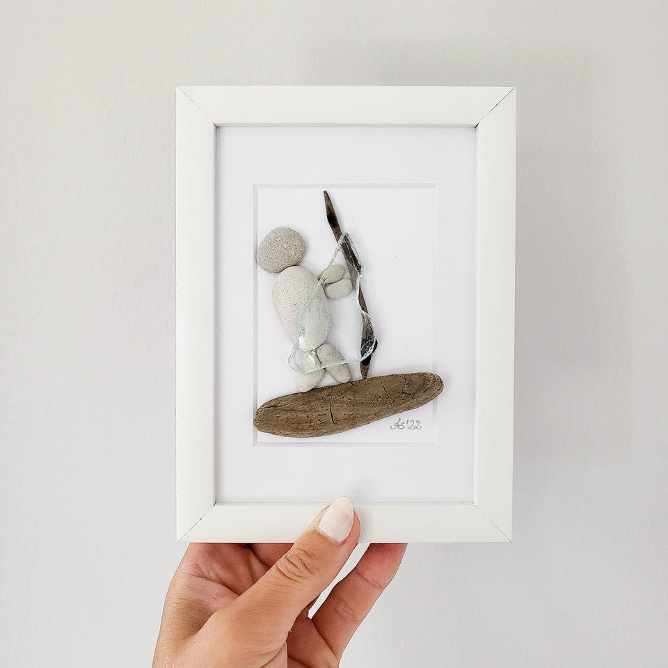 Seeglasbild Windsurfer - mit Treibholz, Steinen und echtem Seeglas aus der Ostsee