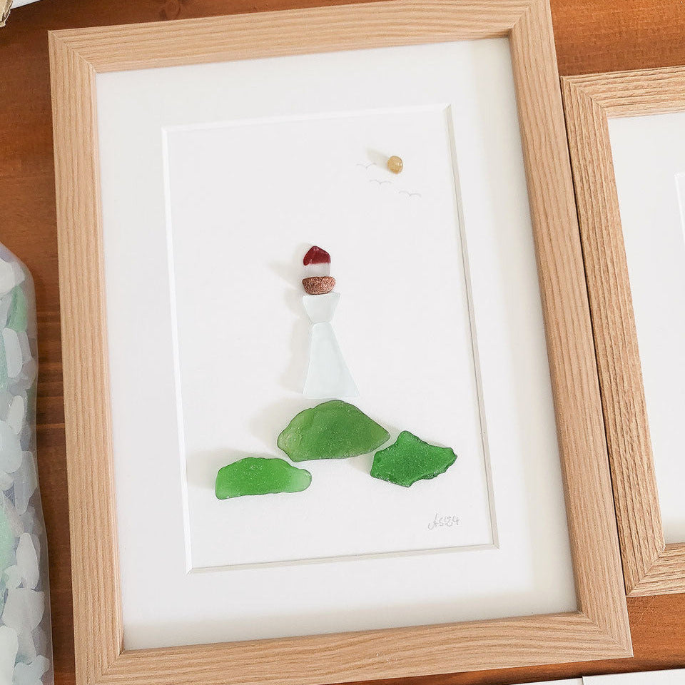 Seeglasbild Leuchtturmzauber - mit Steinen und echtem Seeglas aus der Ostsee