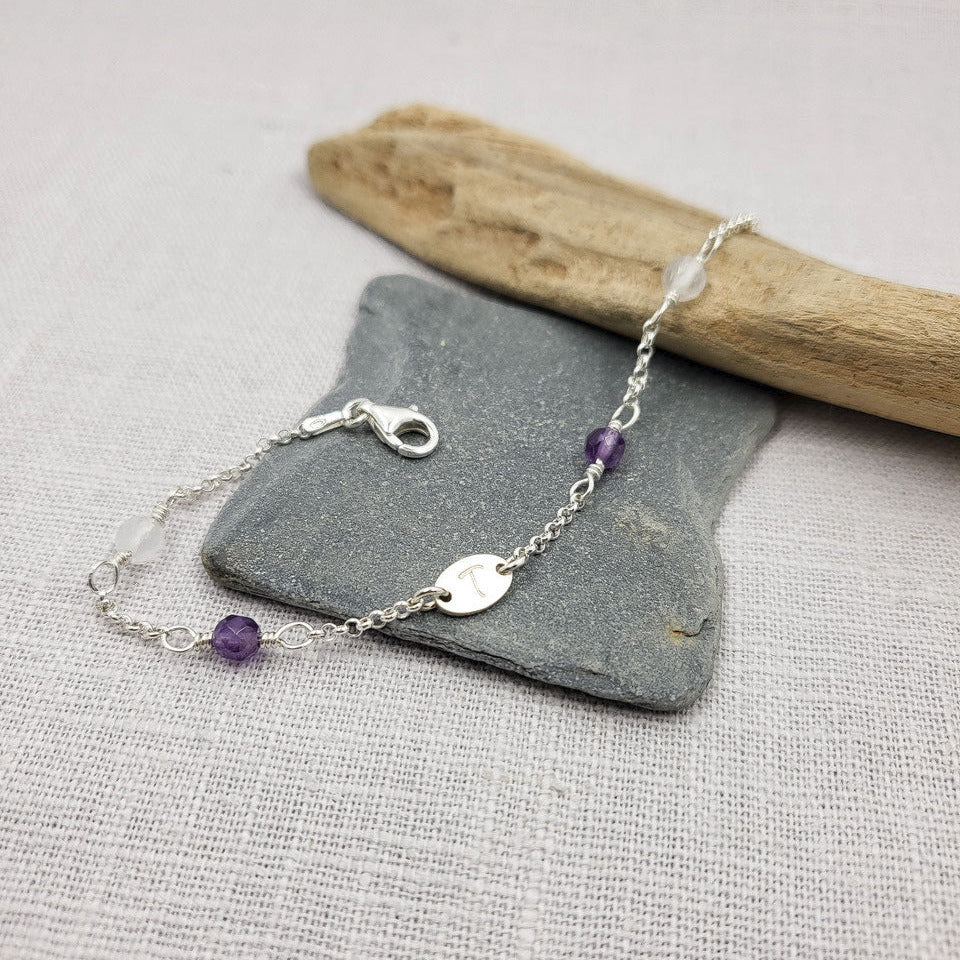 Namensarmband Perlen und ovale Plättchen 925 Silberarmband - Initialplättchen