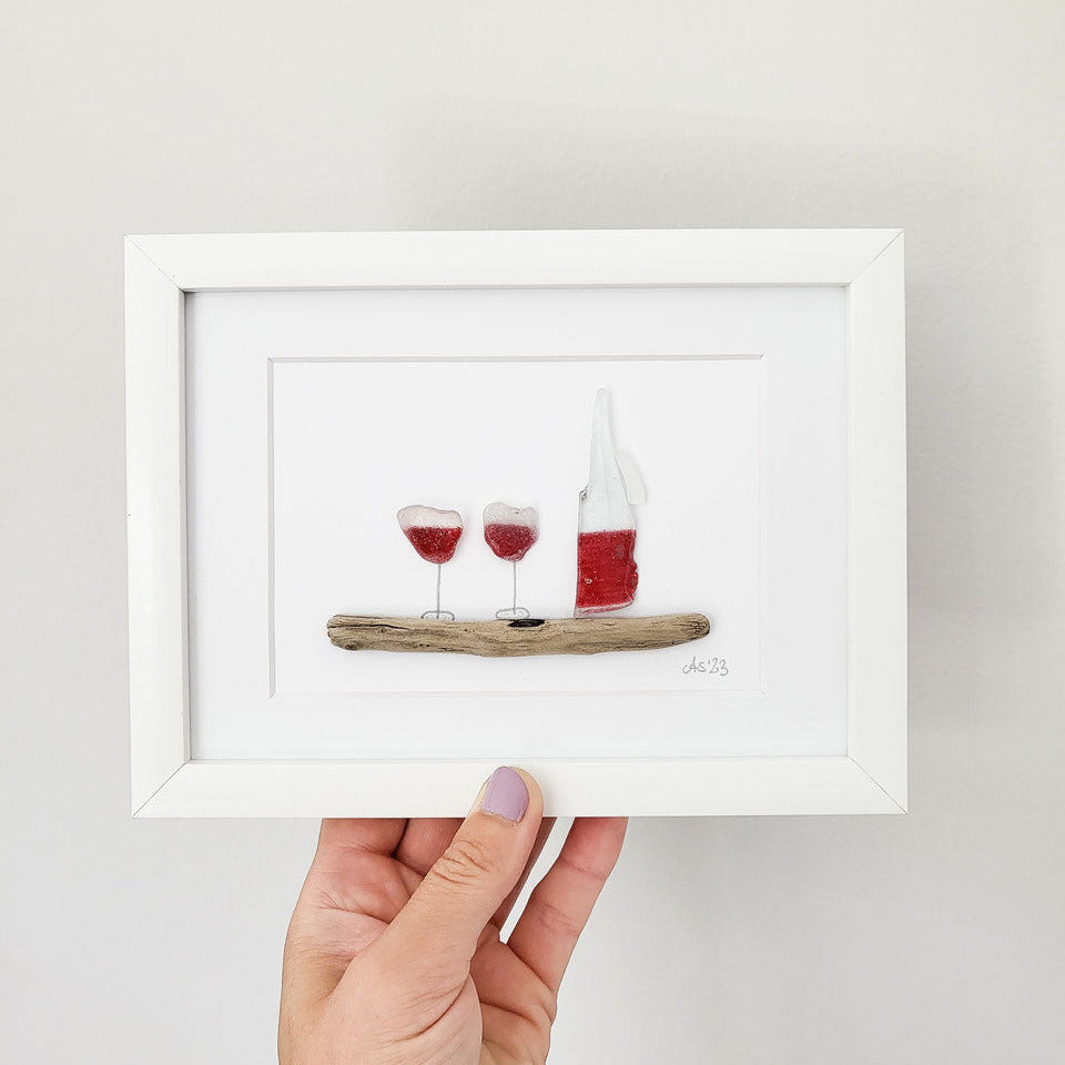 Andressâ - Handgefertiges Seeglasbild "Wine O'Clock" aus der Ostsee