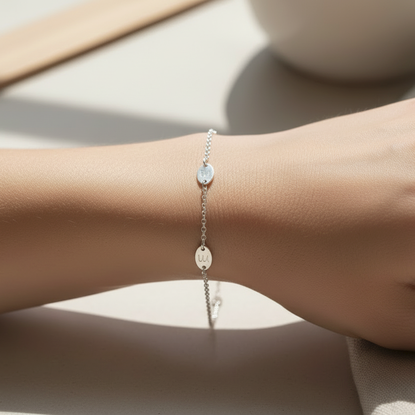 Andressa - 3 ovale Initialen 925 Silberarmband versetzt