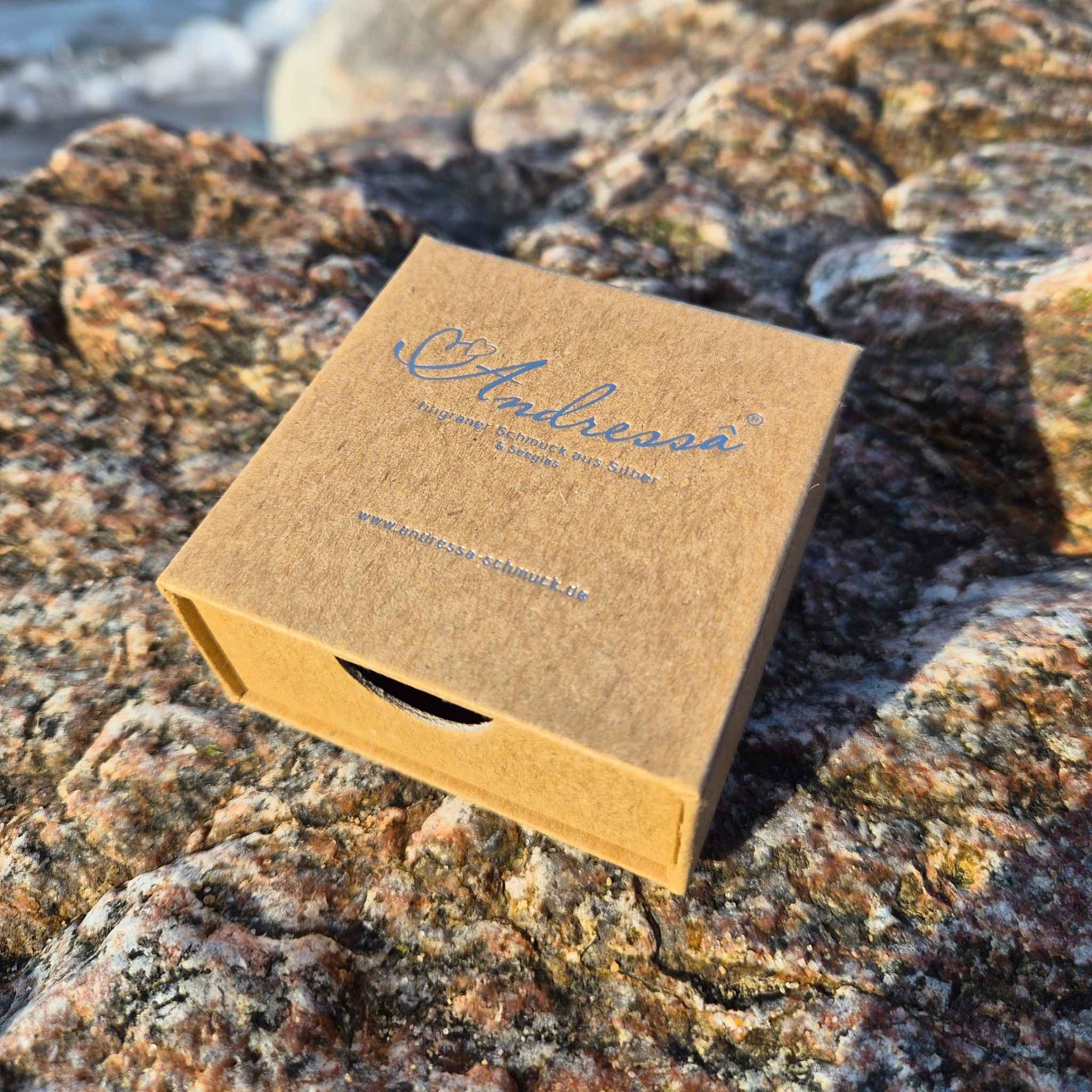 Meerglas Kette Sonnenstrahlen Fassung - Seeglas Aquamarin Silber Rügen